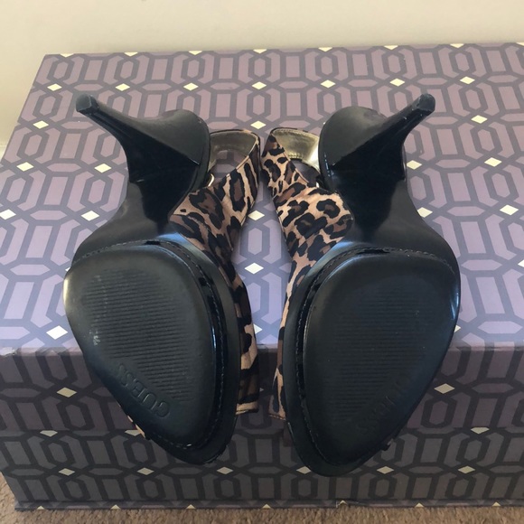 Leopard print Guess slingback heels - Picture 4 of 4